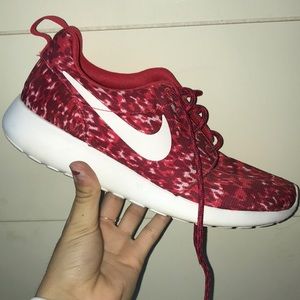 Nike Roshe Shoes